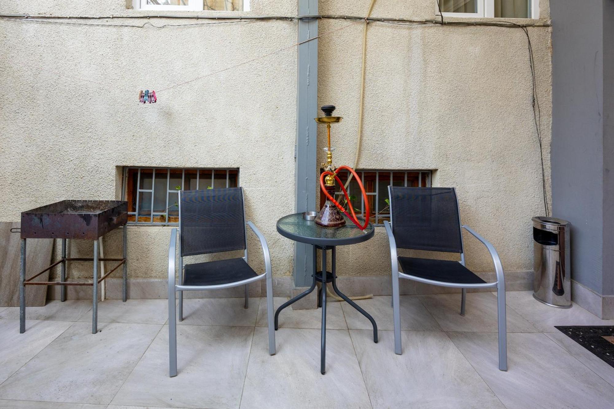 Rustaveli Two Bedroom Apartment With 5 Star Location Tbilisi Exterior foto