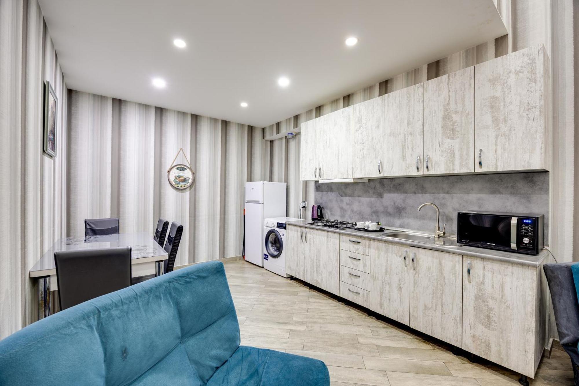 Rustaveli Two Bedroom Apartment With 5 Star Location Tbilisi Exterior foto
